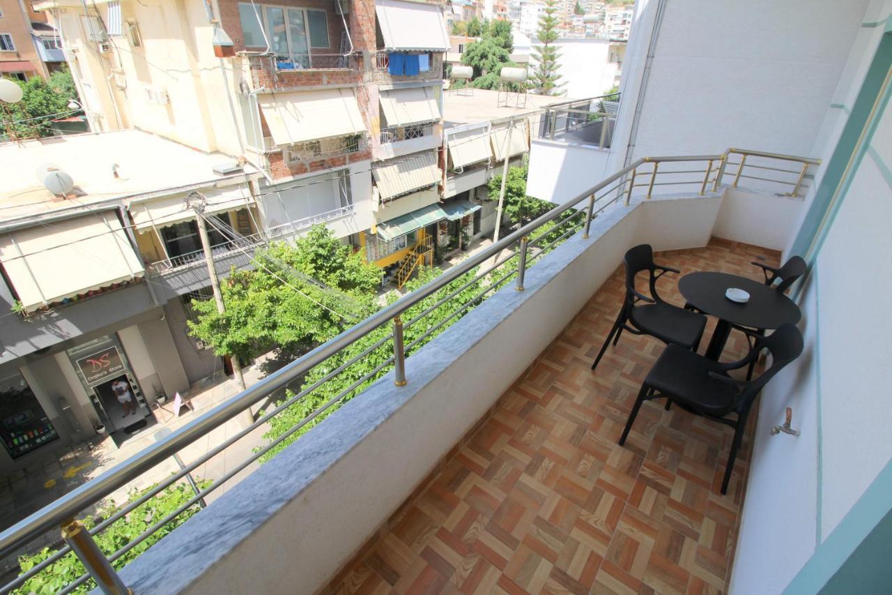 Doka Center Apartments Саранда Экстерьер фото